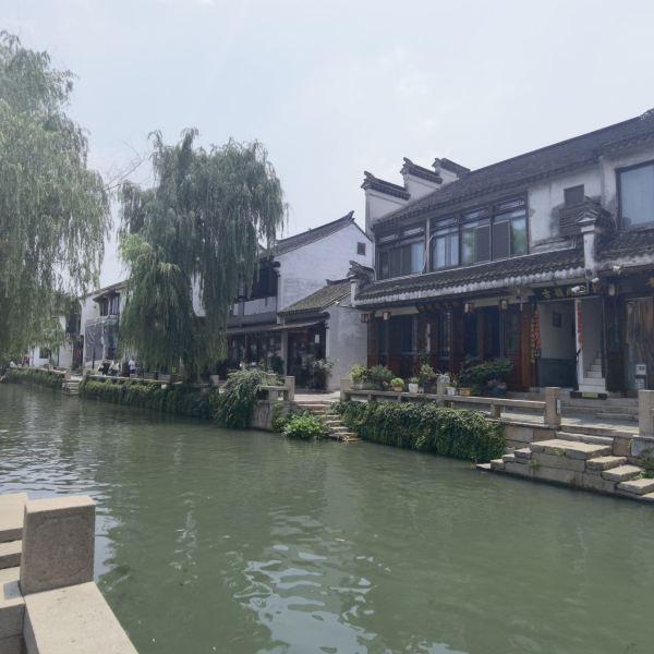 篮球运动员营救